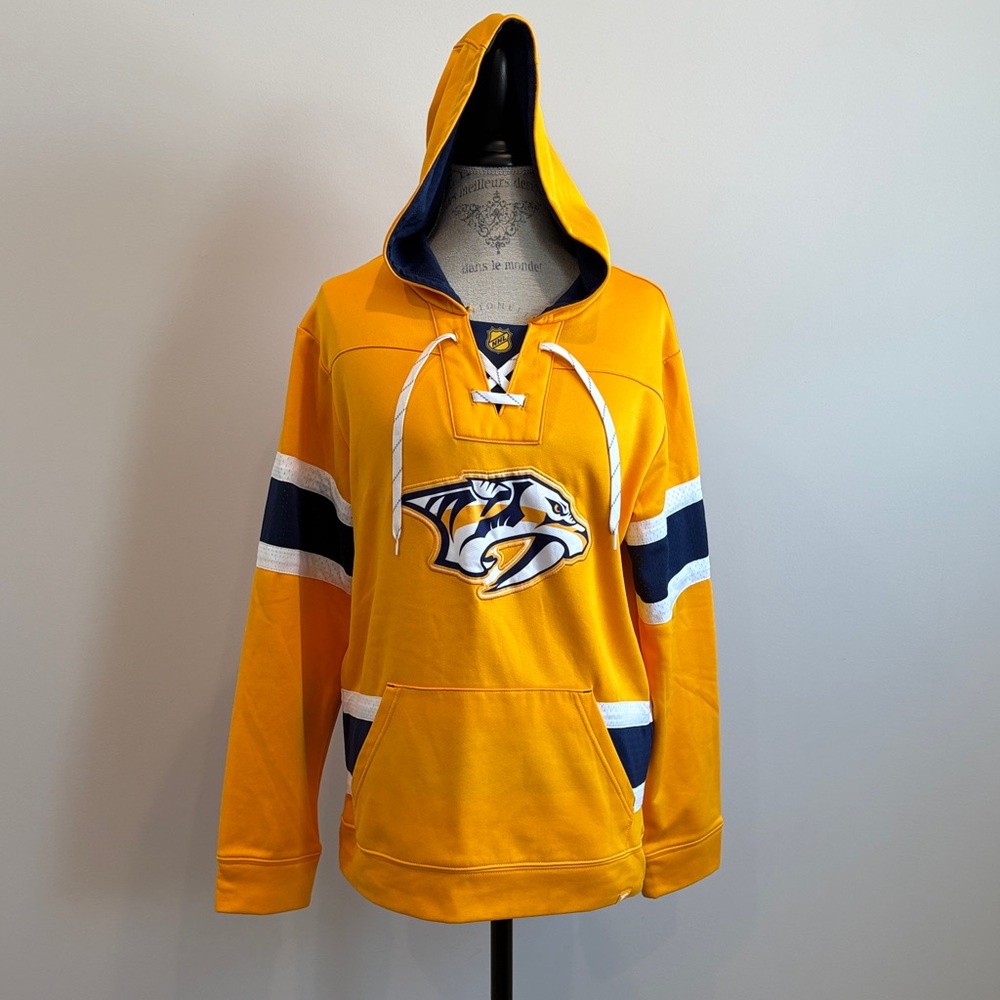 Fanatics Gold and Blue Hooded Nashville Predators Sweatshirt